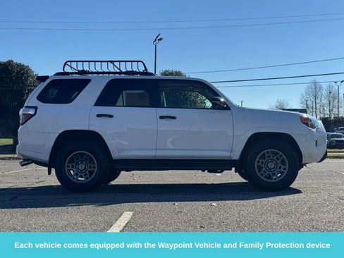 Used 2020 Toyota 4Runner SR5 image 10