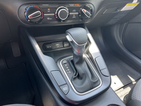 New 2025 Kia Soul LX w/ LX Technology Package image 10