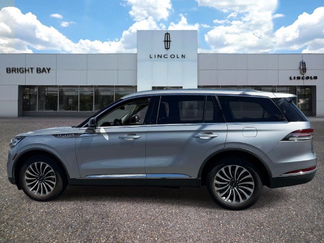 Certified 2023 Lincoln Aviator AWD w/ Premium Package image 3