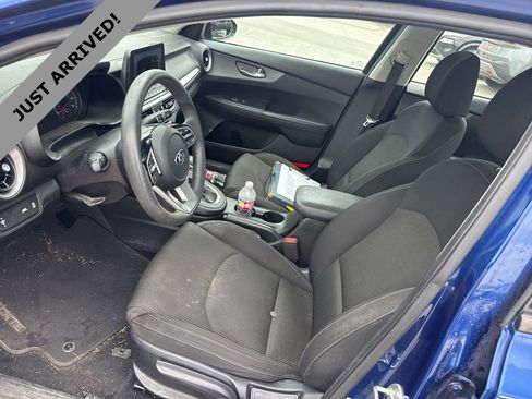 Used 2019 Kia Forte LXS FWD image 12