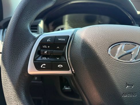 Used 2019 Hyundai Sonata SE FWD image 28