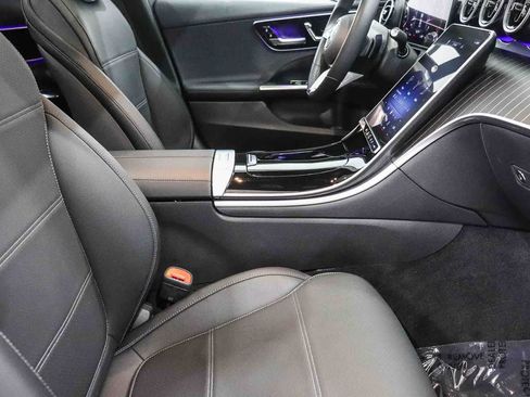 Used 2023 Mercedes-Benz C 300 Sedan image 19
