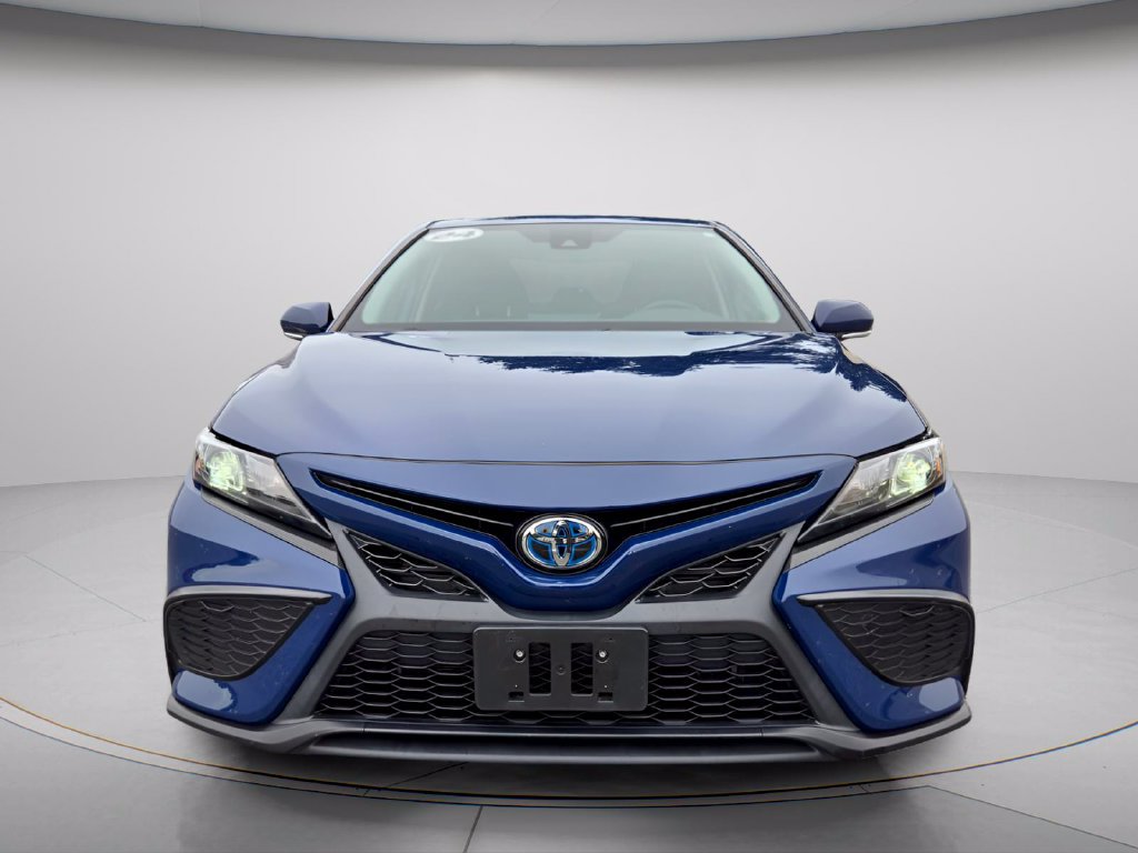 Used 2024 Toyota Camry SE FWD image 4