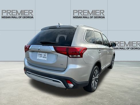 Used 2020 Mitsubishi Outlander SEL image 5