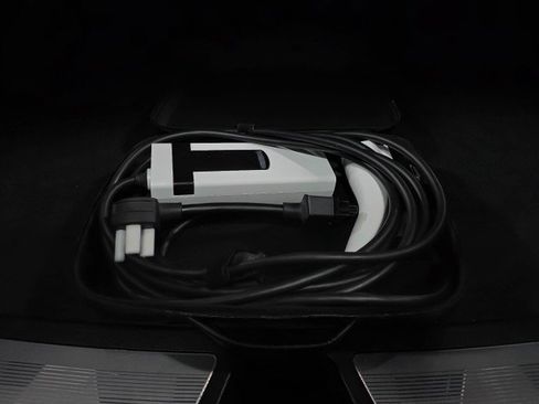 Used 2024 Cadillac Lyriq Sport image 38