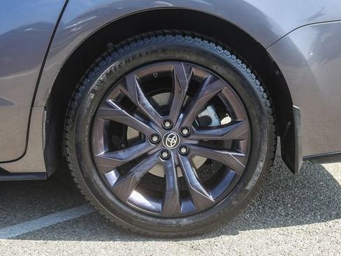 Used 2021 Toyota Sienna XSE image 12