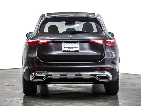 Certified 2025 Mercedes-Benz GLC 300 image 6