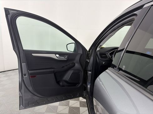 Used 2022 Ford Escape SEL w/ Class II Trailer Tow Package image 10