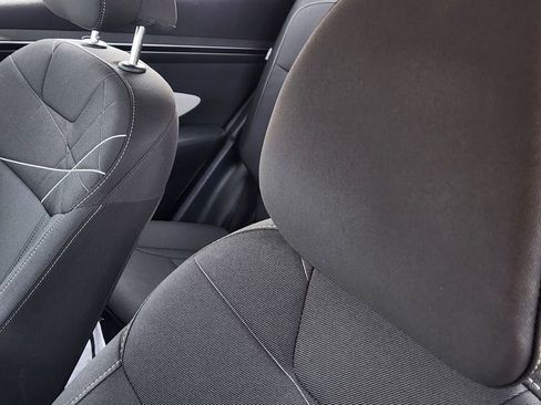 Used 2024 Hyundai Tucson SE image 16