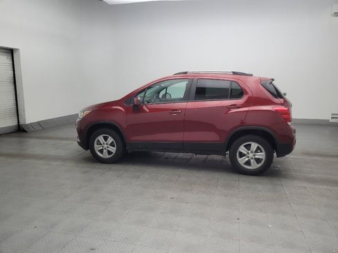Used 2022 Chevrolet Trax LT w/ Driver Confidence Package AWD/4WD image 3