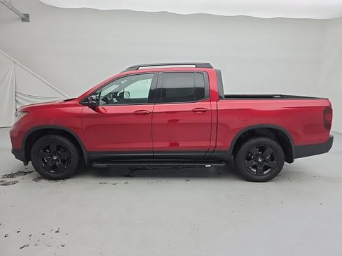 Used 2025 Honda Ridgeline Black Edition image 7