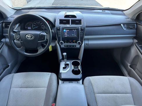 Used 2012 Toyota Camry LE FWD image 14
