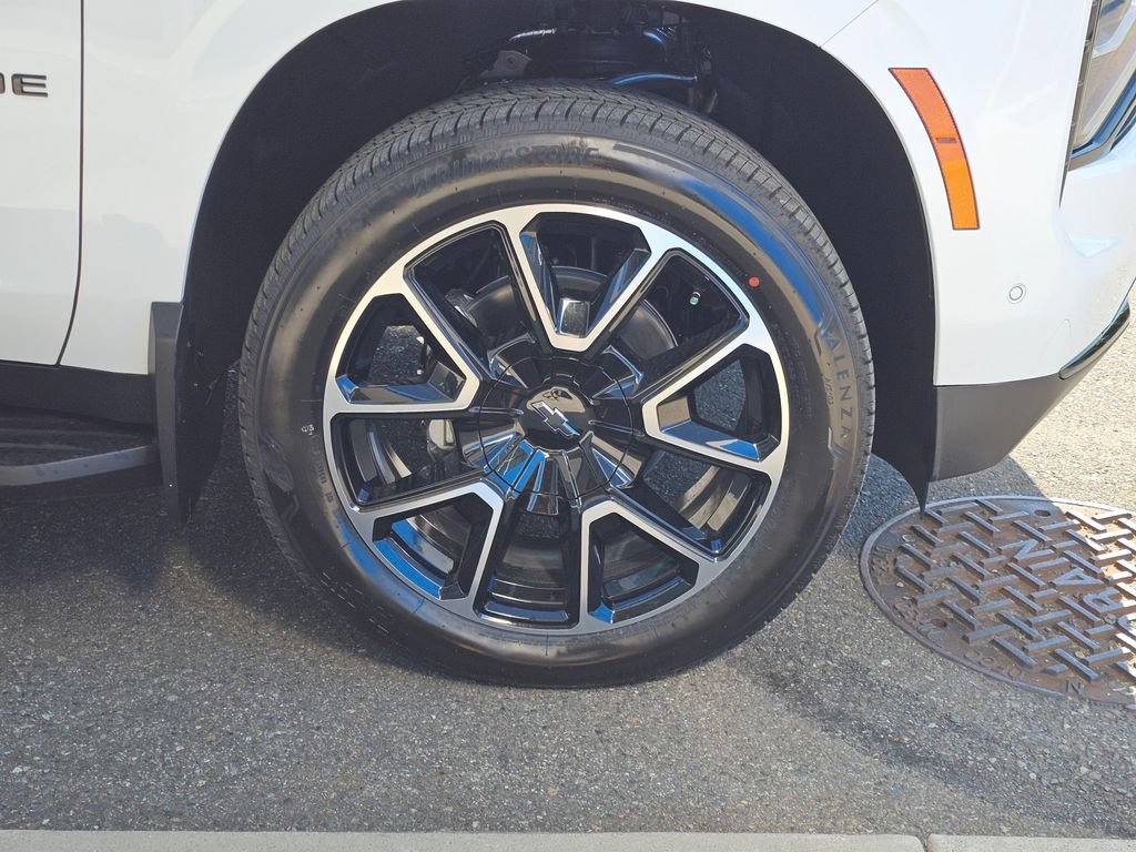 New 2026 Chevrolet Tahoe RST w/ Comfort Package AWD/4WD image 9