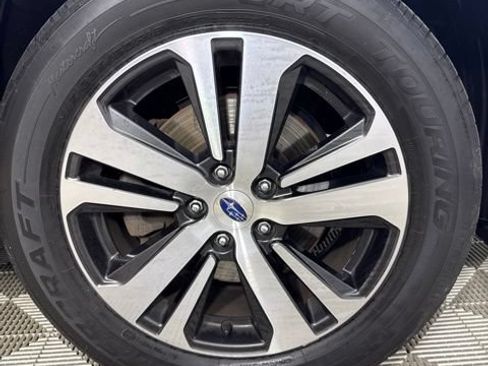 Used 2018 Subaru Outback 2.5i Limited AWD/4WD image 9