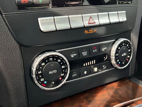 Used 2014 Mercedes-Benz C 250 Sedan image 54