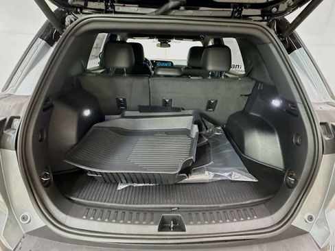 New 2026 Chevrolet Equinox RS w/ LPO, Floor Liner Package image 27