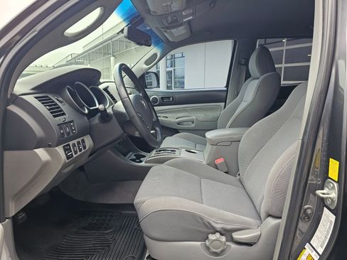 Used 2010 Toyota Tacoma 4x4 Double Cab image 22