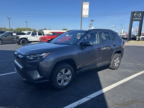 Used 2024 Toyota RAV4 XLE image 2