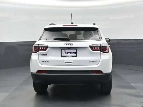 Used 2024 Jeep Compass Latitude w/ Altitude Special Edition AWD/4WD image 6