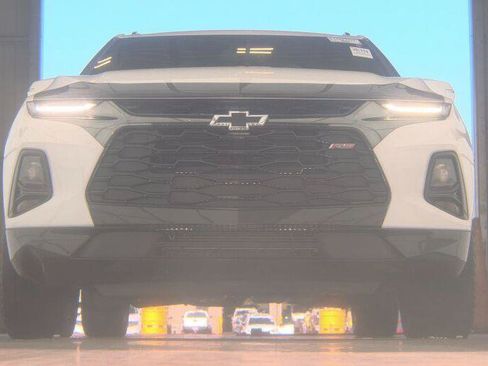 Used 2021 Chevrolet Blazer RS w/ Enhanced Convenience Package AWD/4WD image 3