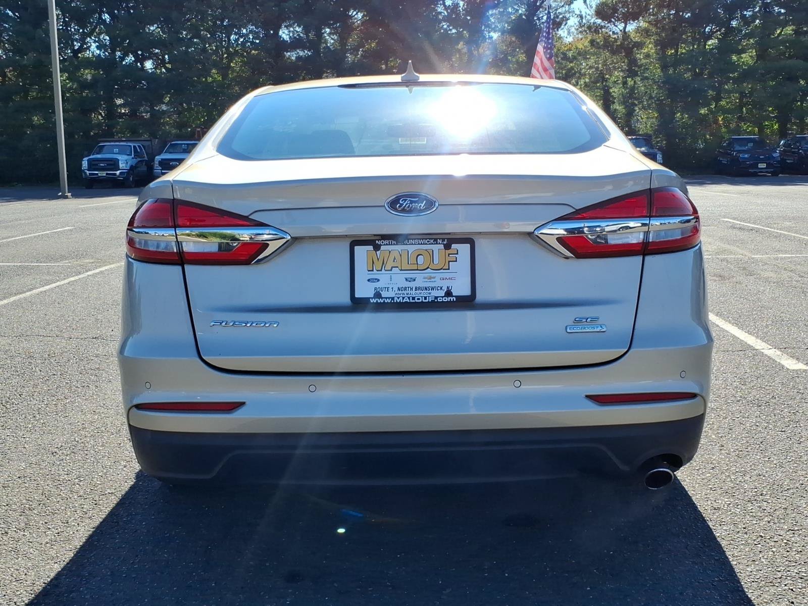 Certified 2019 Ford Fusion SE FWD image 5