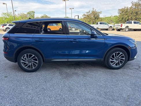 Used 2021 Lincoln Corsair FWD w/ Equipment Group 101A image 10