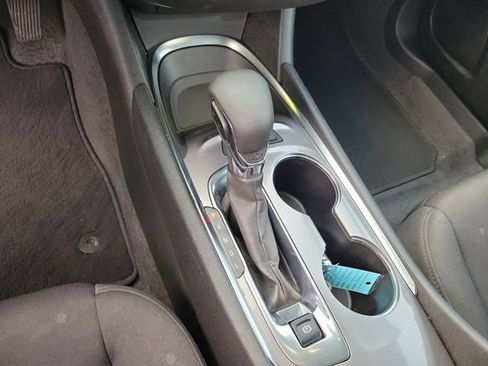 Used 2025 Chevrolet Malibu LT FWD image 23
