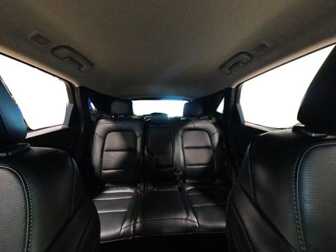 Used 2024 Ford Escape Platinum AWD/4WD image 46