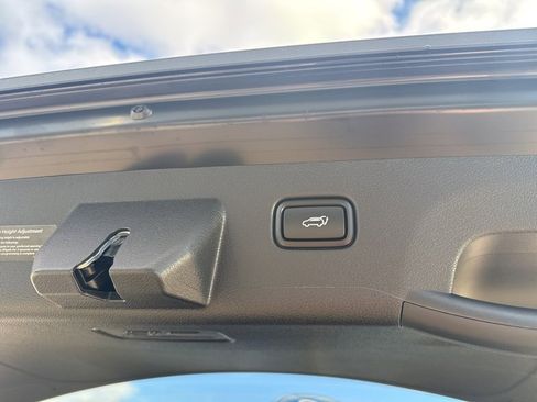 New 2026 Kia Sportage EX image 13