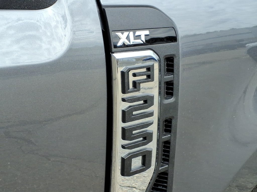 New 2026 Ford F250 XLT w/ Snow Plow Prep Package AWD/4WD image 12