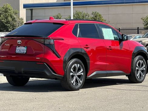 Certified 2025 Toyota bZ4X AWD w/ Weather Package image 5