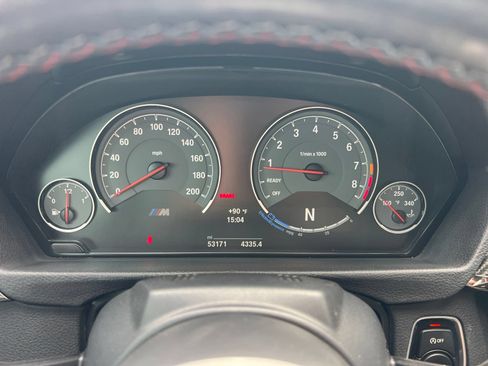 Used 2016 BMW M4 Convertible RWD image 13