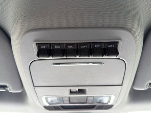 Used 2024 Ford F250 Lariat w/ Lariat Ultimate Package AWD/4WD image 44