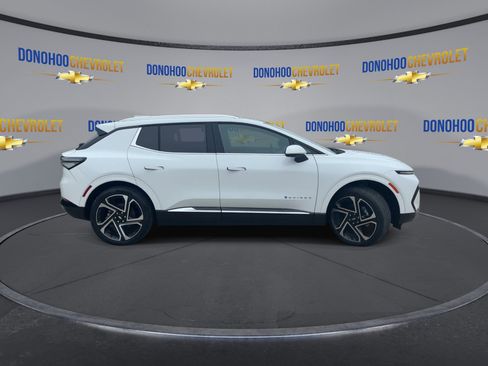 Used 2026 Chevrolet Equinox EV LT AWD/4WD image 12