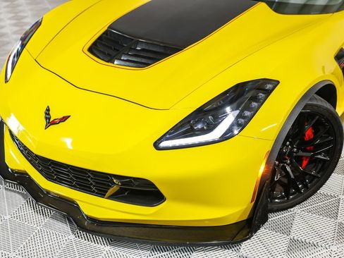Used 2016 Chevrolet Corvette Z06 w/ 3LZ Preferred Equipment Group RWD image 22