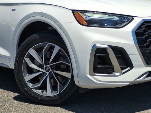 Used 2023 Audi Q5 2.0T Premium Plus image 4