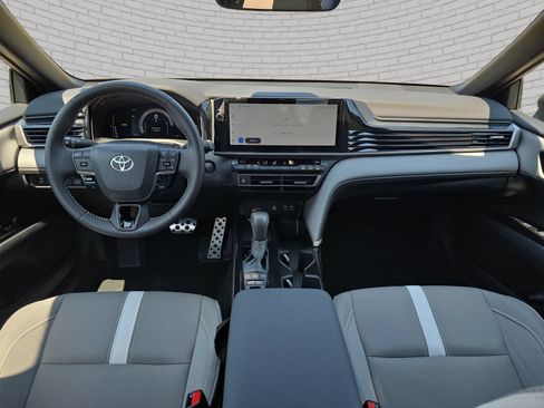 Used 2026 Toyota Camry SE w/ Multimedia Upgrade Package FWD image 10