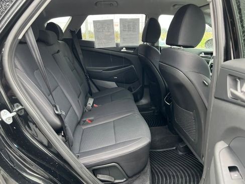Used 2019 Hyundai Tucson Sport image 13