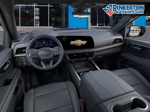New 2026 Chevrolet Suburban Premier image 15