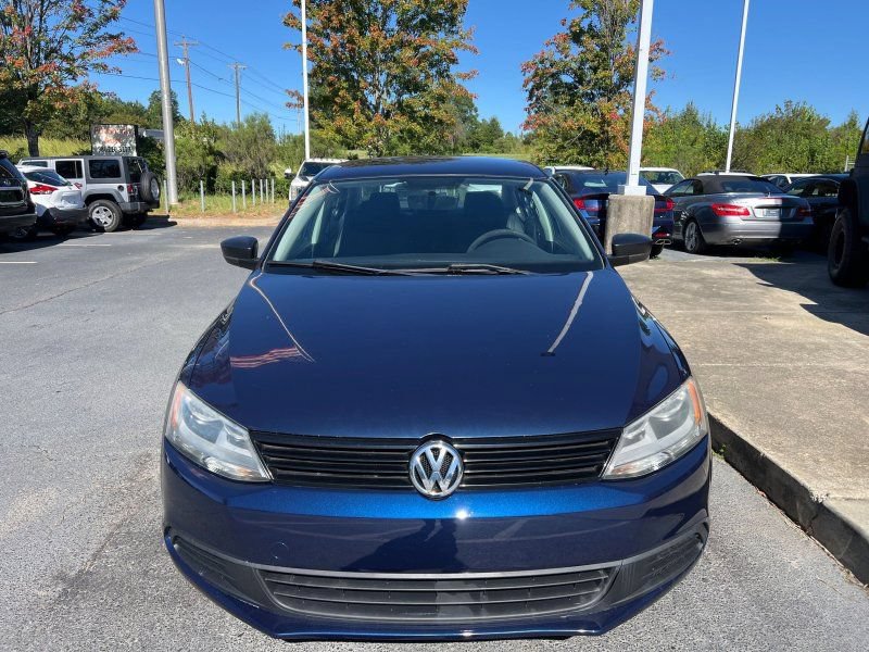 Used 2013 Volkswagen Jetta S FWD image 2