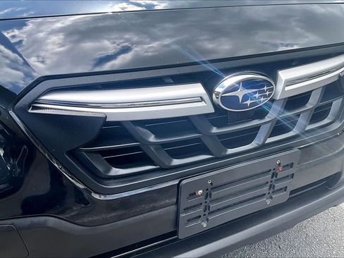 Used 2023 Subaru Crosstrek 2.5i Limited image 32