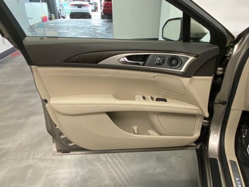 Used 2018 Lincoln MKZ Reserve w/ Climate Package AWD/4WD image 39