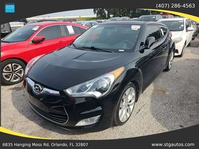 Used 2013 Hyundai Veloster w/ Style Pkg