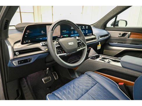 New 2026 Cadillac Vistiq Premium Luxury image 21