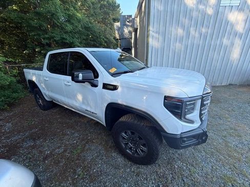 Used 2025 GMC Sierra 1500 AT4X AWD/4WD image 6