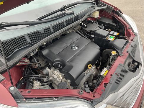 Used 2015 Toyota Sienna XLE FWD image 52