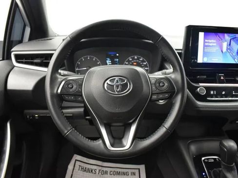 Used 2024 Toyota Corolla SE image 19