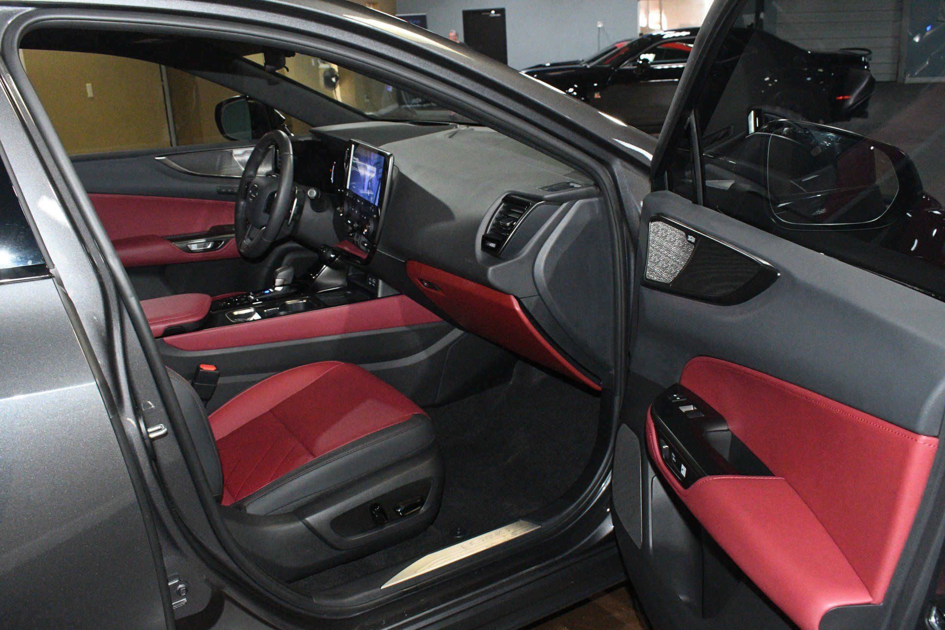 Used 2024 Lexus NX 350 AWD w/ Vision Package image 46