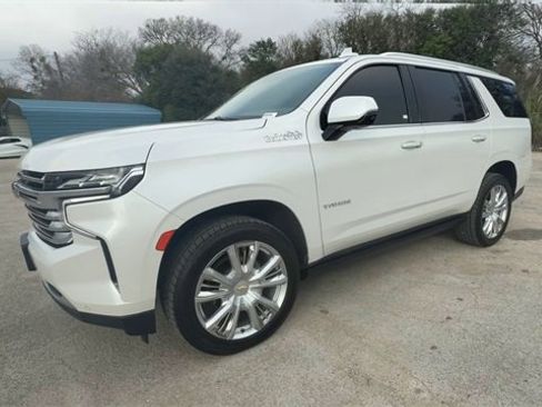 Certified 2022 Chevrolet Tahoe High Country w/ Premium Package image 4