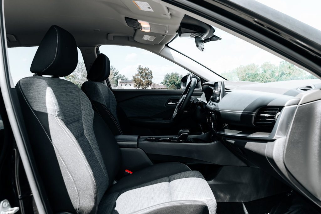 Used 2022 Nissan Rogue SV AWD/4WD image 50